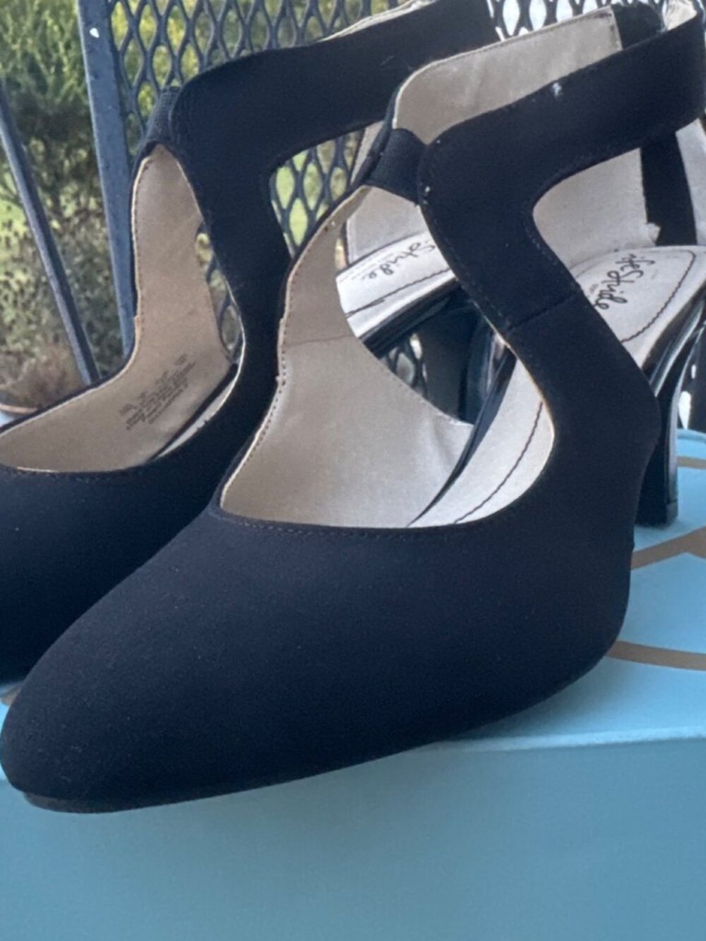 LifeStride Giovanna 2 Women’s 10M Black Pointed Toe Mary Jane Pumps Heels